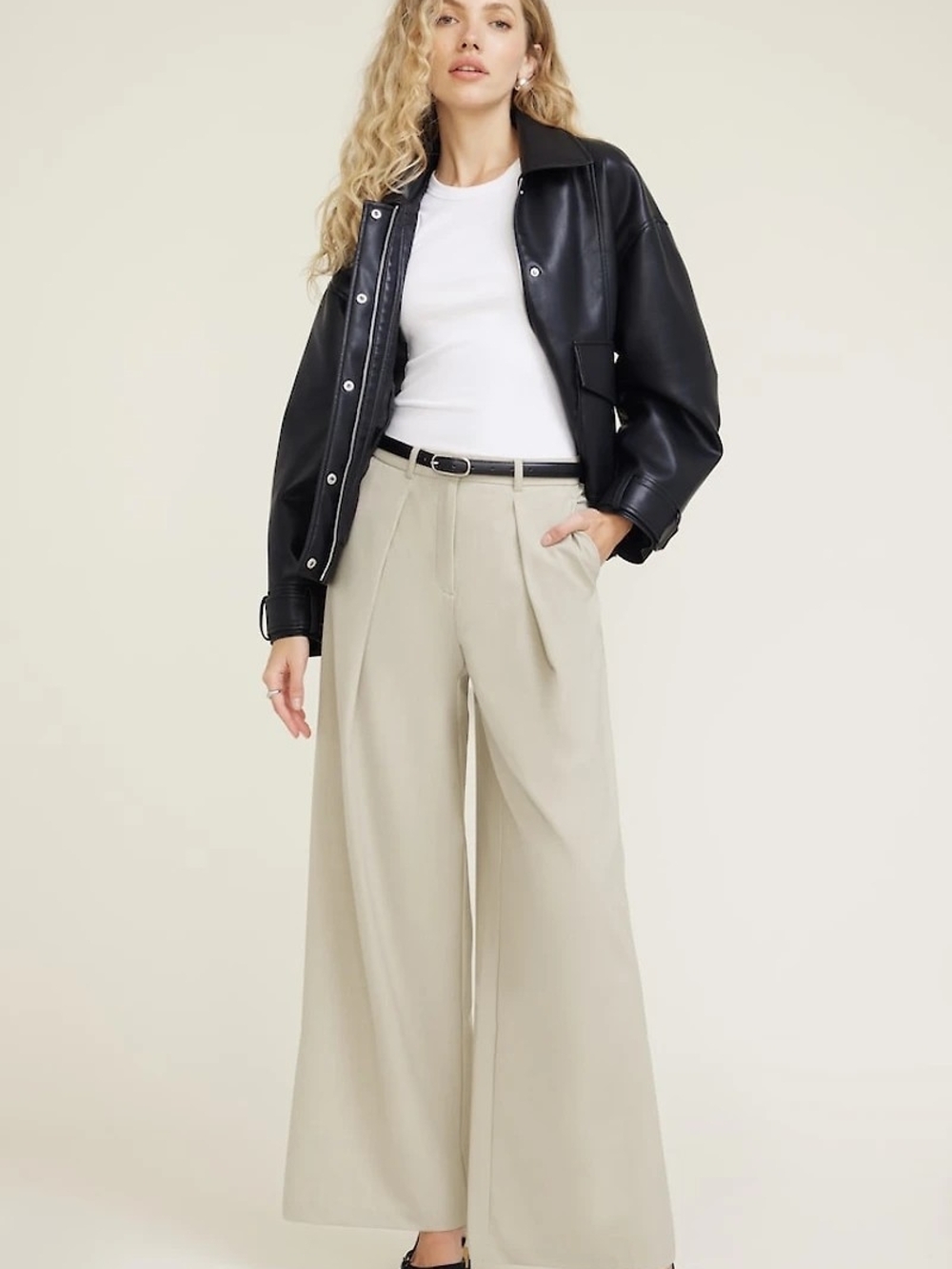 Dynamite - High Waisted Wide Leg Pleated Cream Dress Pants Sz 10 - Office Casual